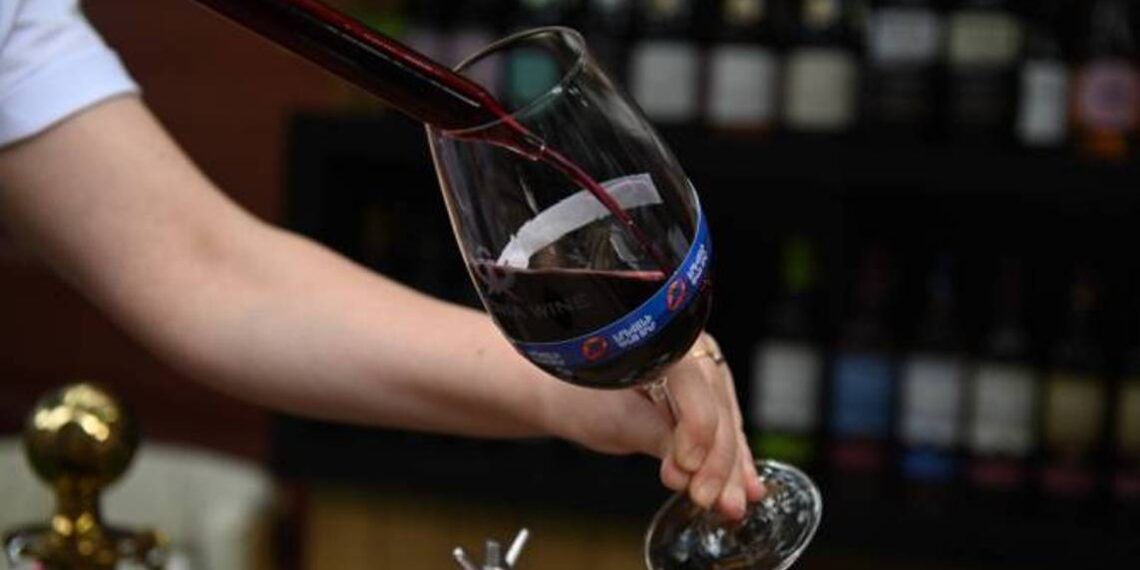 Напитки с этикеткой «Фруктовое вино» больше не могут экспортироваться в РФ: в Армении будет категория гранатового вина