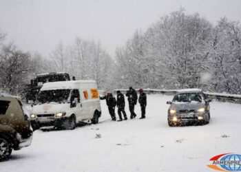 В Талине, Апаране, Арагаце, Ашоцке метет метель: перевал Варденяц труднопроходим для легковых автомобилей