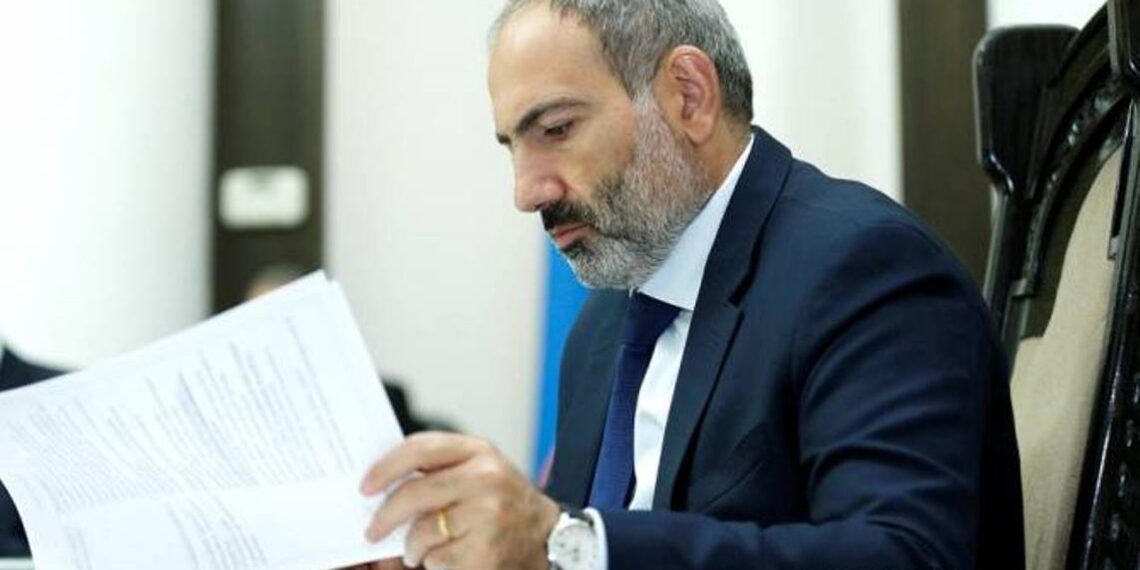 Пашинян утвердил составы межправительственных комиссий с рядом стран