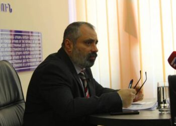 Не думаю, что сопредседатели поддадутся на шантаж Азербайджана: Давид Бабаян