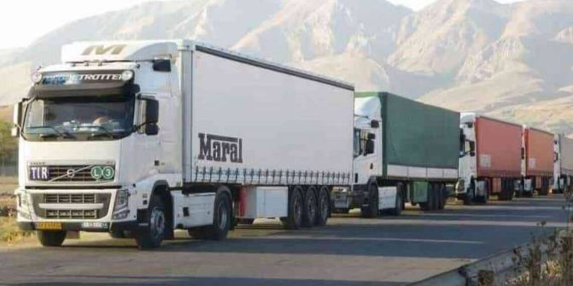 Иранские грузовики в основном проезжают по альтернативной дороге Сюника: Рустам Бадасян