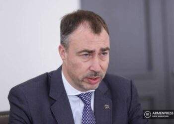 Спецпредставитель ЕС Тойво Клаар посетит Армению и Азербайджан