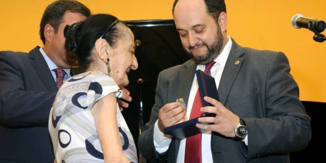 Ушла из жизни самая пожилая учительница Армении