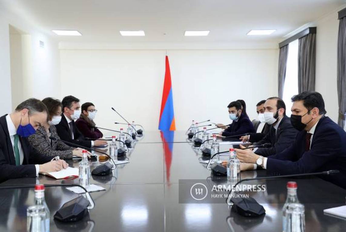 Арарат Мирзоян и члены делегации ЕС обсудили шаги по повышению уровня безопасности на армяно-азербайджанской границе