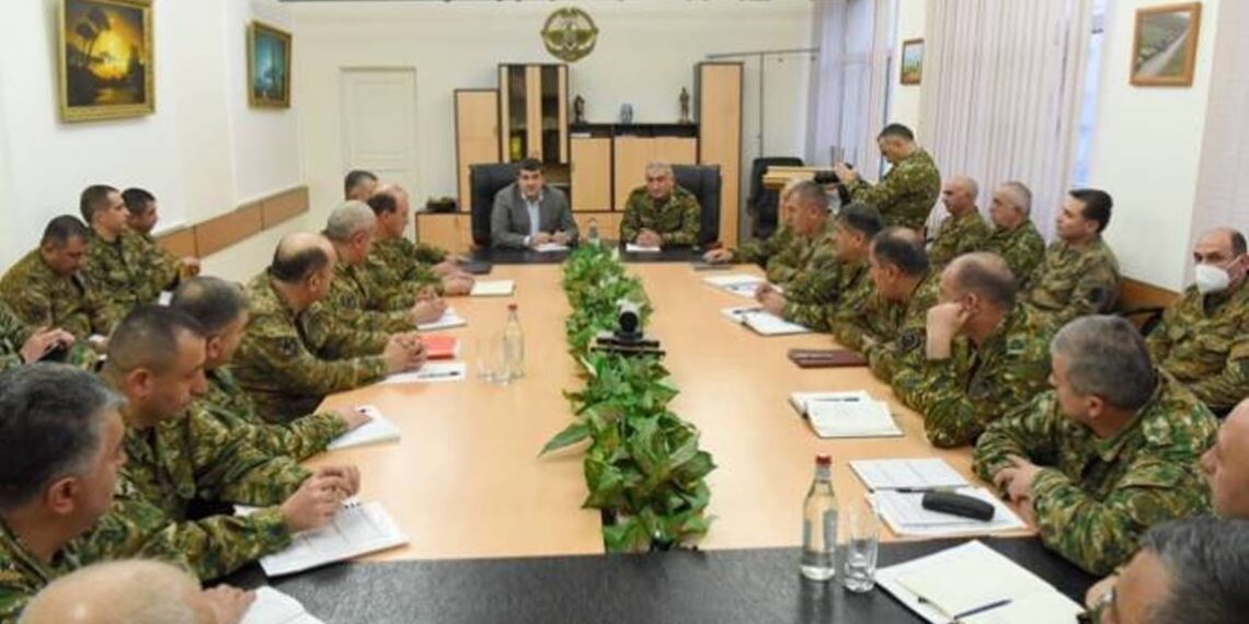Президент Арцаха принял участие в заседании Военного совета в Министерстве обороны