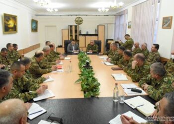 Президент Арцаха принял участие в заседании Военного совета в Министерстве обороны