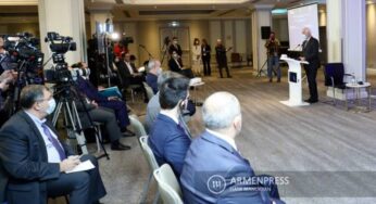 Министр ВТП считает, что развитие экономики без искусственного интеллекта невозможно