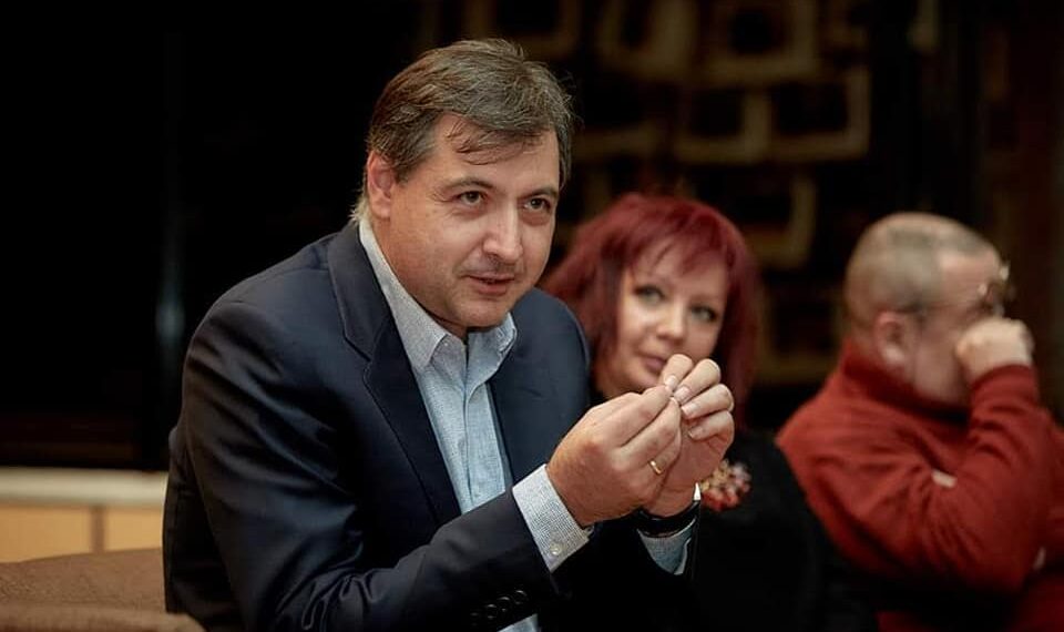 Карен Нерсисян: «Я не театровед, а практикующий «врач-режиссер»»