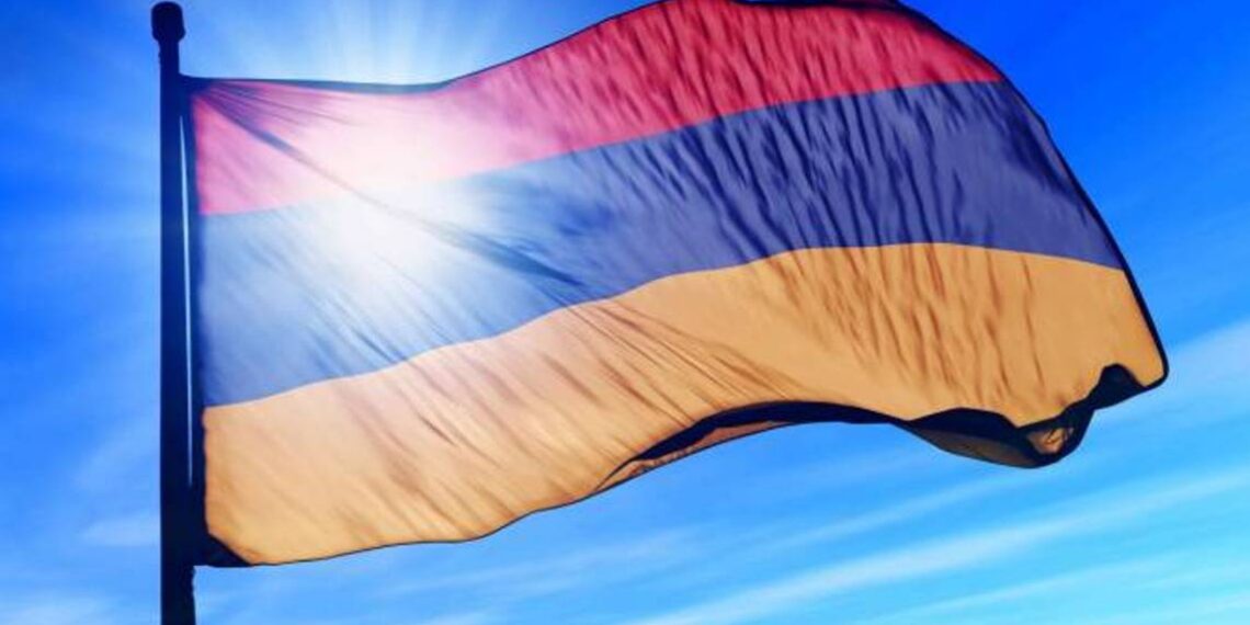 Особое уважение к государственной символике Армении