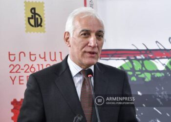 Фракция «Гражданский договор» выдвинула Ваагна Хачатуряна кандидатом в президенты