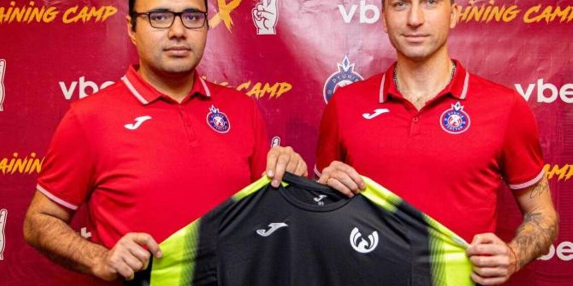 Вратарь национальной сборной Армении по футболу будет выступать за «Пюник»