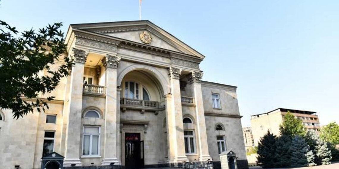 Давид Аракелян назначен руководителем аппарата президента Республики Армения