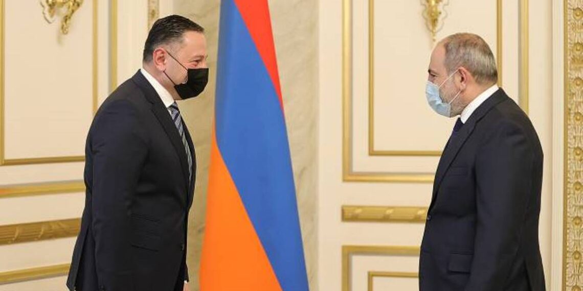 Новая динамика в армяно-грузинских отношениях: премьер-министр принял министра внутренних дел Грузии