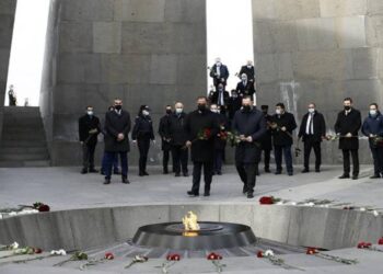 Делегация во главе с министром внутренних дел Грузии посетила Мемориал жертв Геноцида армян