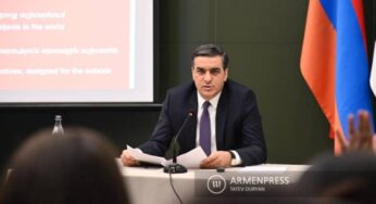 В учебниках азербайджанских школ пропагандируются ненависть и враждебность по отношению к армянам: Арман Татоян