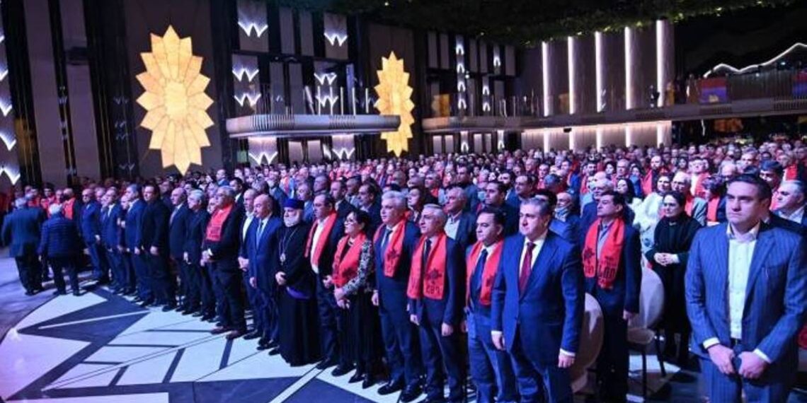 Стартовала официальная церемония, посвященная 131-й годовщине АРФ Дашнакцутюн
