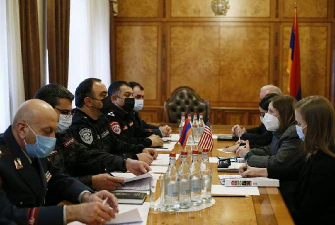 Начальник полиции Армении принял Чрезвычайного и Полномочного посла США