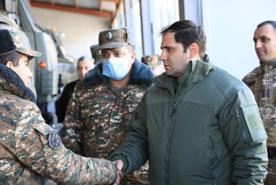 Сурен Папикян посетил ряд воинских частей, дислоцированных на южном направлении Армении