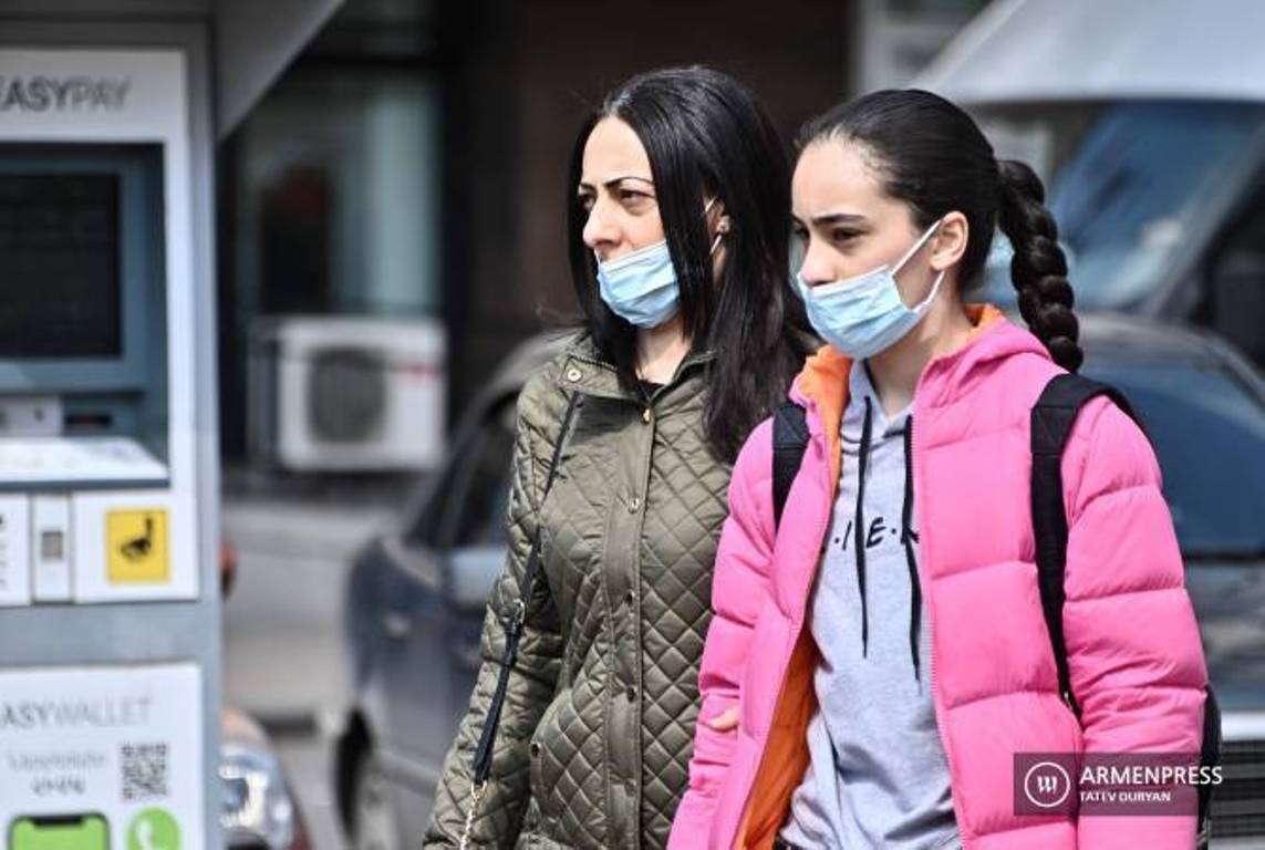 В Армении за прошедший день подтверждено 2 811 случаев заболевания COVID-19