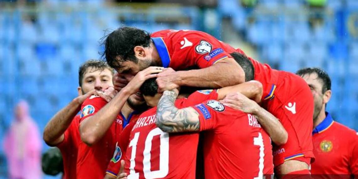 Сборная Армении по футболу сохранила свою позицию в рейтинге ФИФА