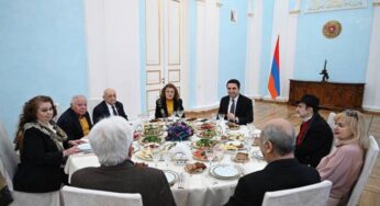 Ален Симонян принял группу культурных деятелей Армении