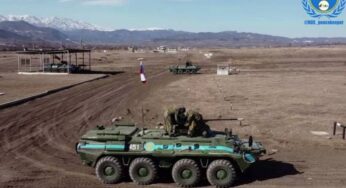 Российские миротворцы провели в Нагорном Карабахе учения с использованием БТР-82А