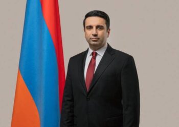 Ален Симонян направил поздравительные послания духовному лидеру Ирана и президенту Ирана