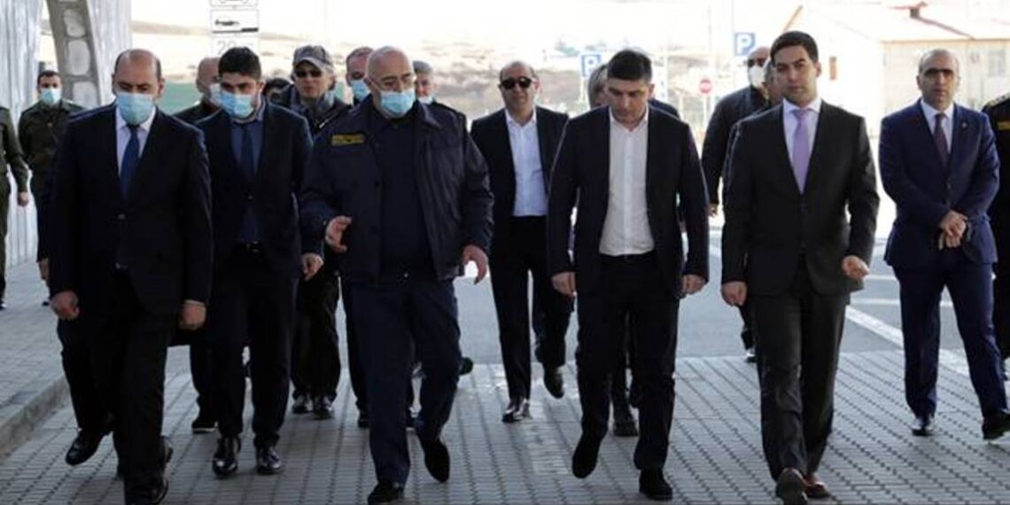 В Армению прибыла делегация во главе с руководителем Службы доходов министерства финансов Грузии