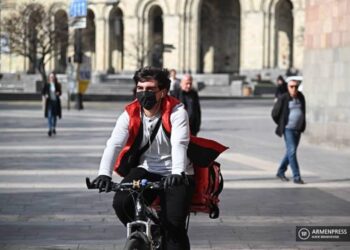 В Армении за прошедший день подтверждено 1 307 случаев заболевания COVID-19