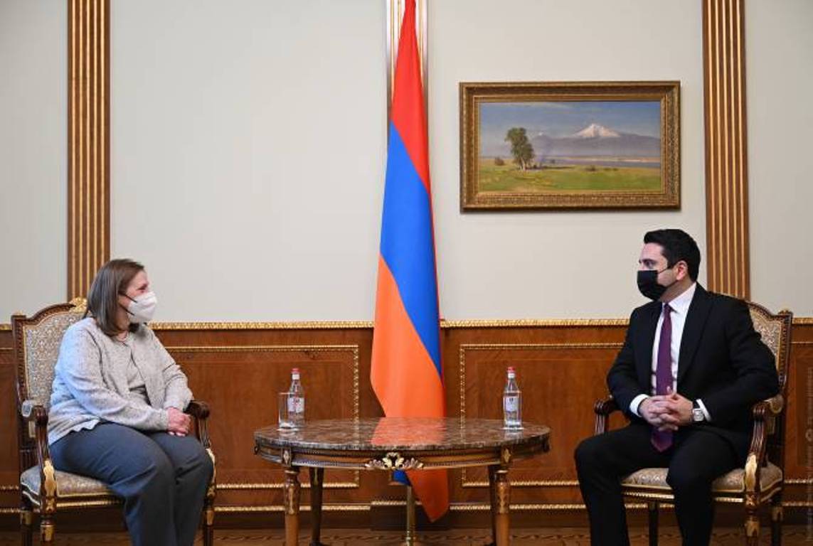 Ален Симонян принял посла США в Армении Линн Трейси