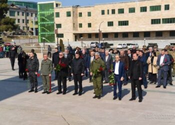 По случаю 34-й годовщины Арцахского движения президент Арутюнян отдал дань уважения памяти павших героев