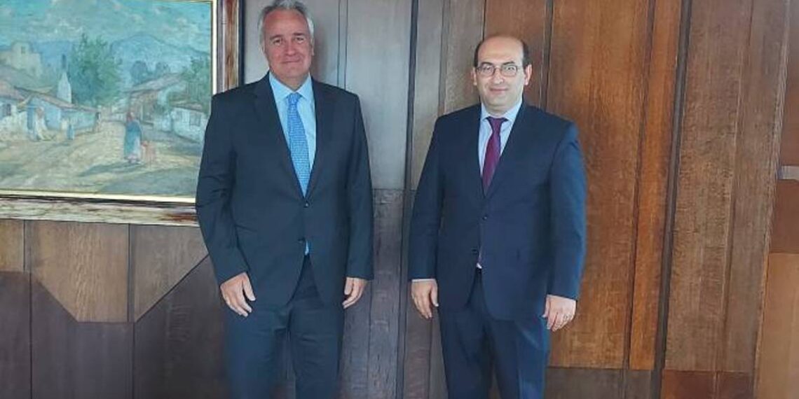 Тигран Мкртчян и министр внутренних дел Греции обсудили возможности двустороннего сотрудничества