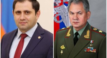 Делегация, возглавляемая министром обороны Армении, выехала в Россию