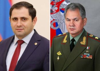 Делегация, возглавляемая министром обороны Армении, выехала в Россию