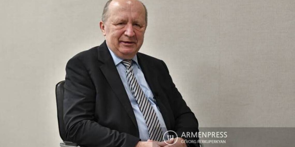 Если Азербайджан искренен, то должен немедленно решить вопрос пленных: Адрюс Кубилюс