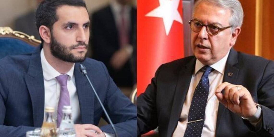 Состоялась вторая встреча специальных представителей Армении и Турции