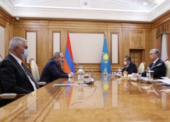Состоялась встреча Никола Пашиняна и Касима-Жомарта Токаева