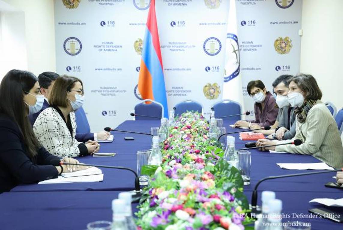 Омбудсмен Армении приняла делегацию ереванского Офиса СЕ