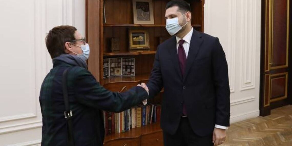 Вице-премьер Республики Армения обсудил с послом Франции в РА вопросы развития сотрудничества между общинами