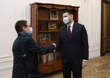 Вице-премьер Республики Армения обсудил с послом Франции в РА вопросы развития сотрудничества между общинами