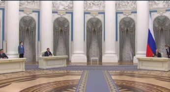 Россия признала ЛНР и ДНР