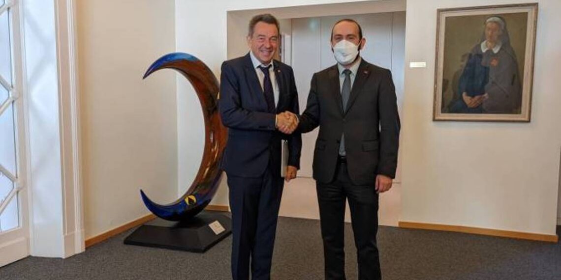 Министр ИД обратил внимание председателя Международного комитета Красного Креста на вопрос возвращения армянских пленных