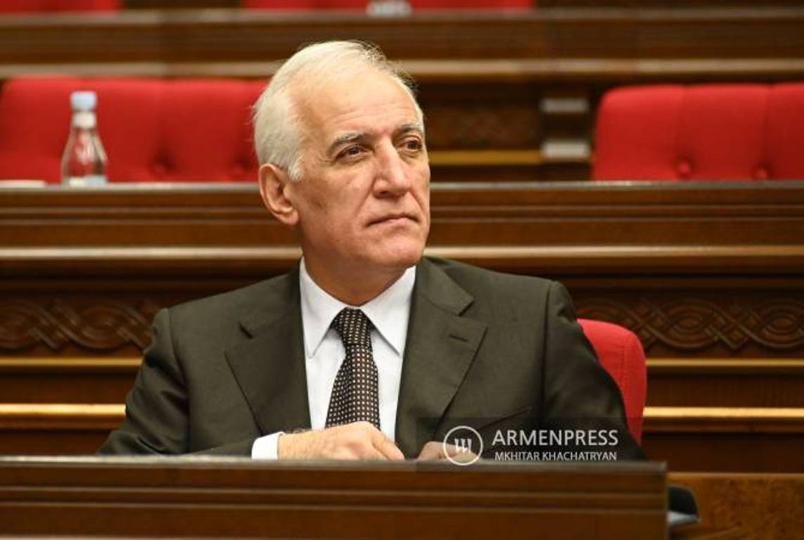 В Национальном собрании обсуждается вопрос избрания президента Республики Армения