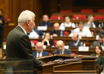 Для Ваагна Хачатуряна вполне приемлема идея открытия эпохи мирного развития