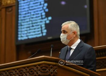 Вице-премьер рассказал об ожидаемых выгодах в случае запуска железной дороги Ерасх- Джульфа-Мегри-Горадиз