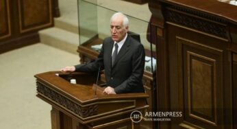 Ваагн Хачатурян в первом туре не был избран на пост президента Армении