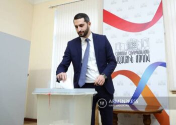 В Национальном собрании Армении началось голосование по второму туру выборов президента