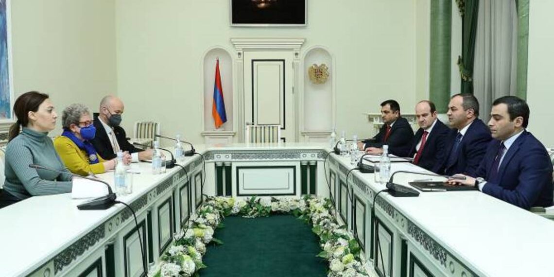 Генеральный прокурор принял главу делегации ЕС в Армении