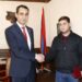 Губернатор Гегаркуника вручил государственную награду участнику последней Арцахской войны Марселю Симоняну