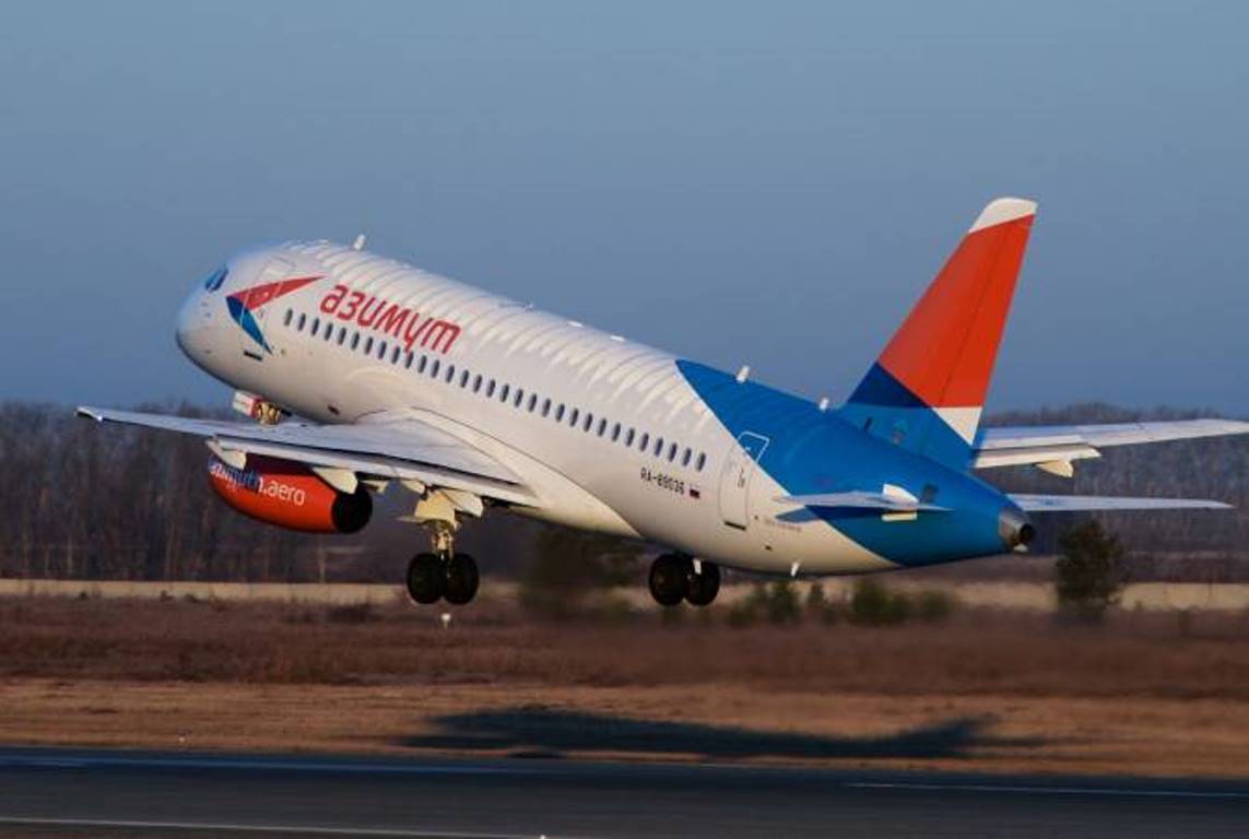 Авиакомпания “Азимут” выполнит дополнительные рейсы Ереван-Сочи и Ереван-Минводы